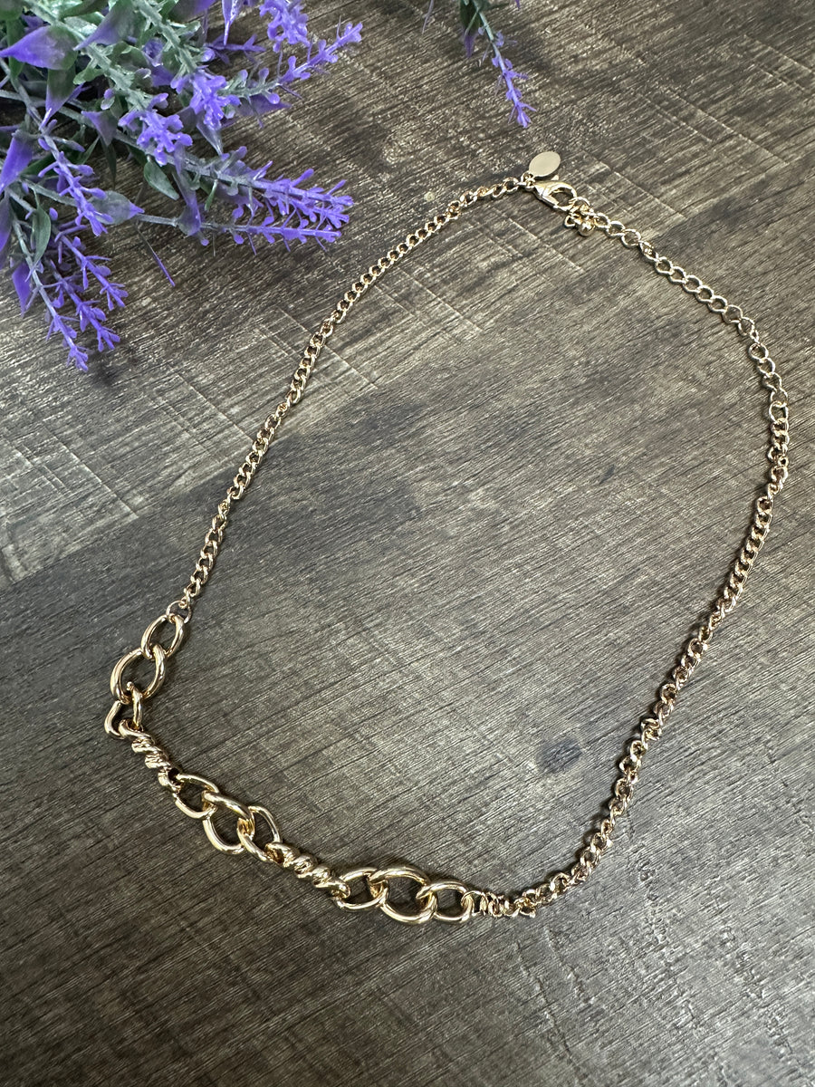 Chain Twist Necklace