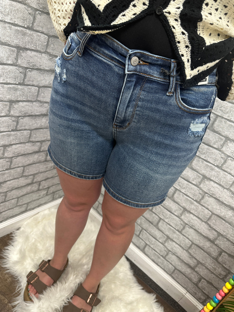 Mid Rise Judy Blue Shorts
