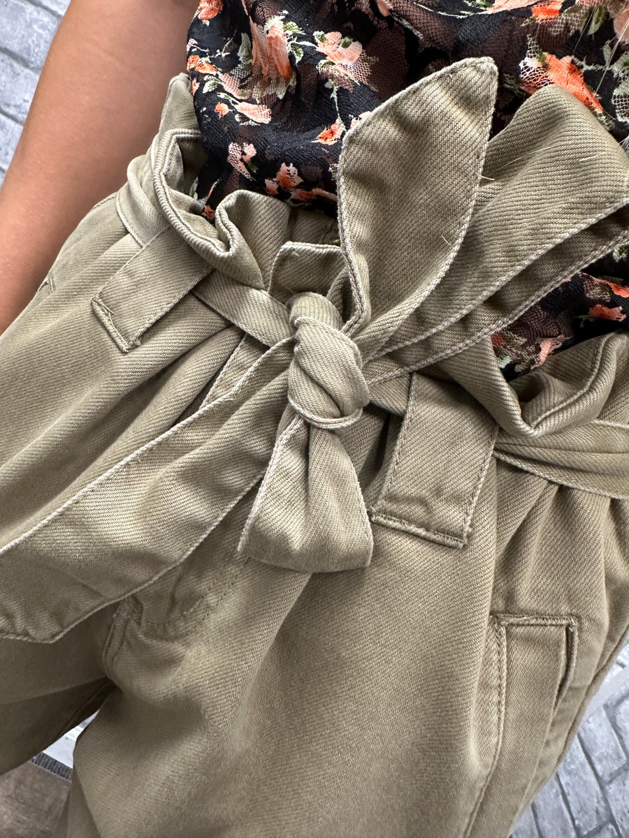 Paper Back Waist