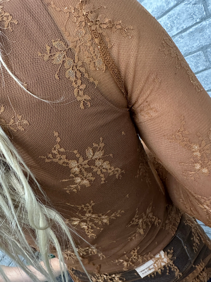 Caramel Lace