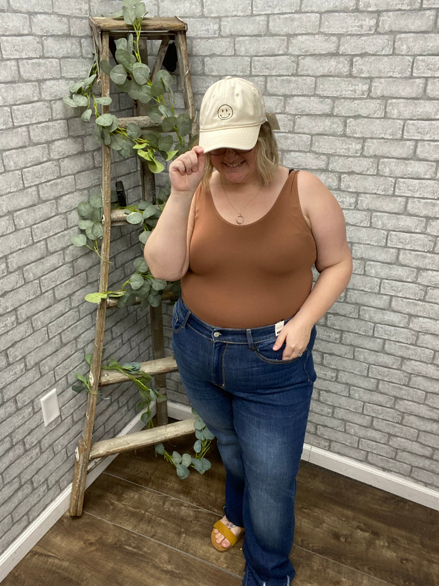 U or V Reversible Tank MOCHA